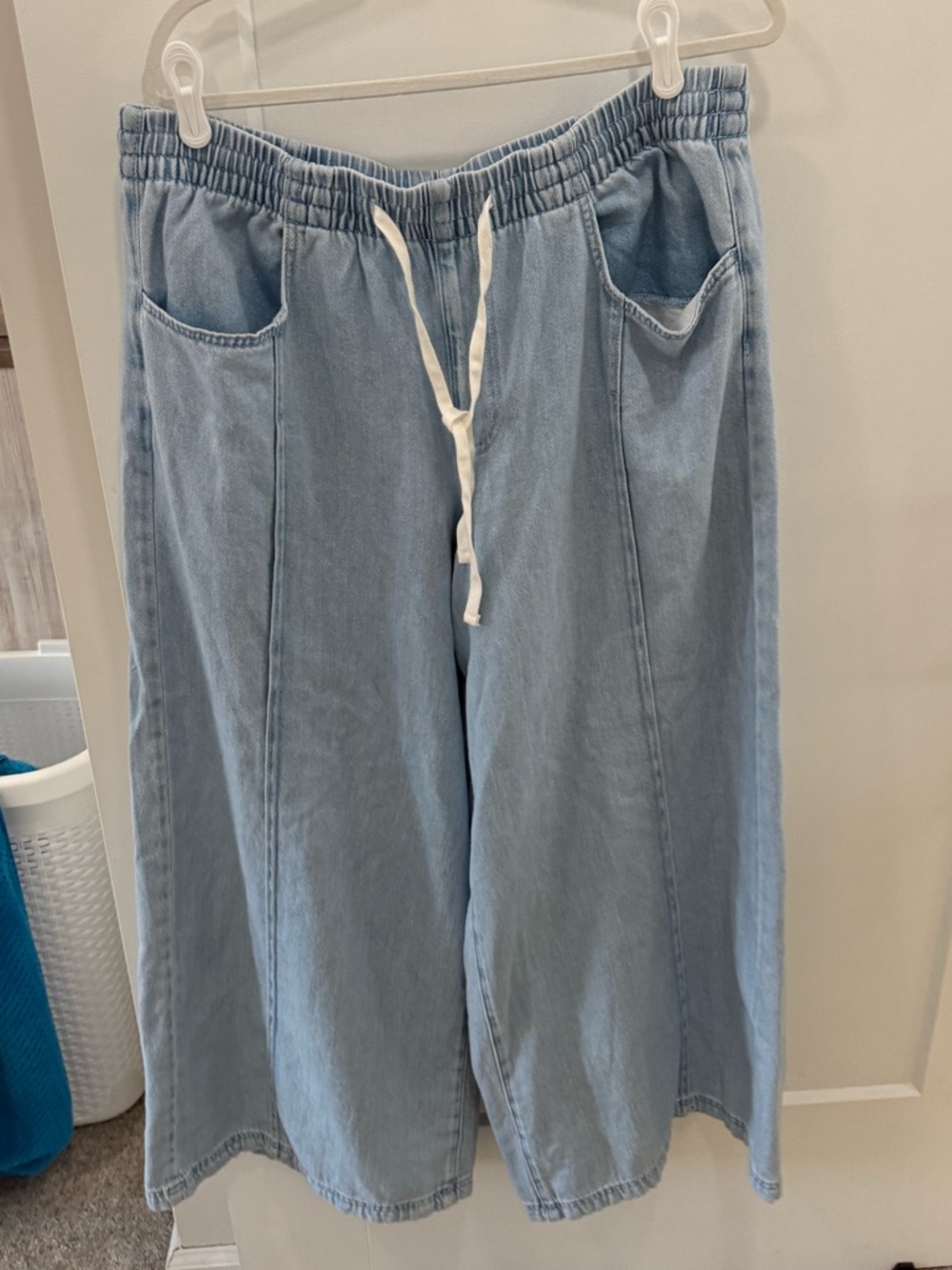 Universal Thread Light Blue Drawstring Jogger Pants